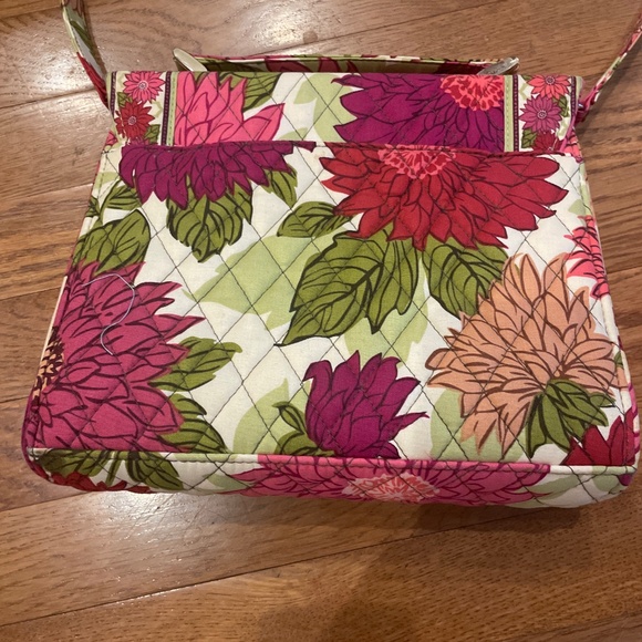 Vera Bradley Bag Fall Fashion - Picture 5 of 12